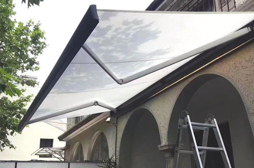 Folding Arm Awning