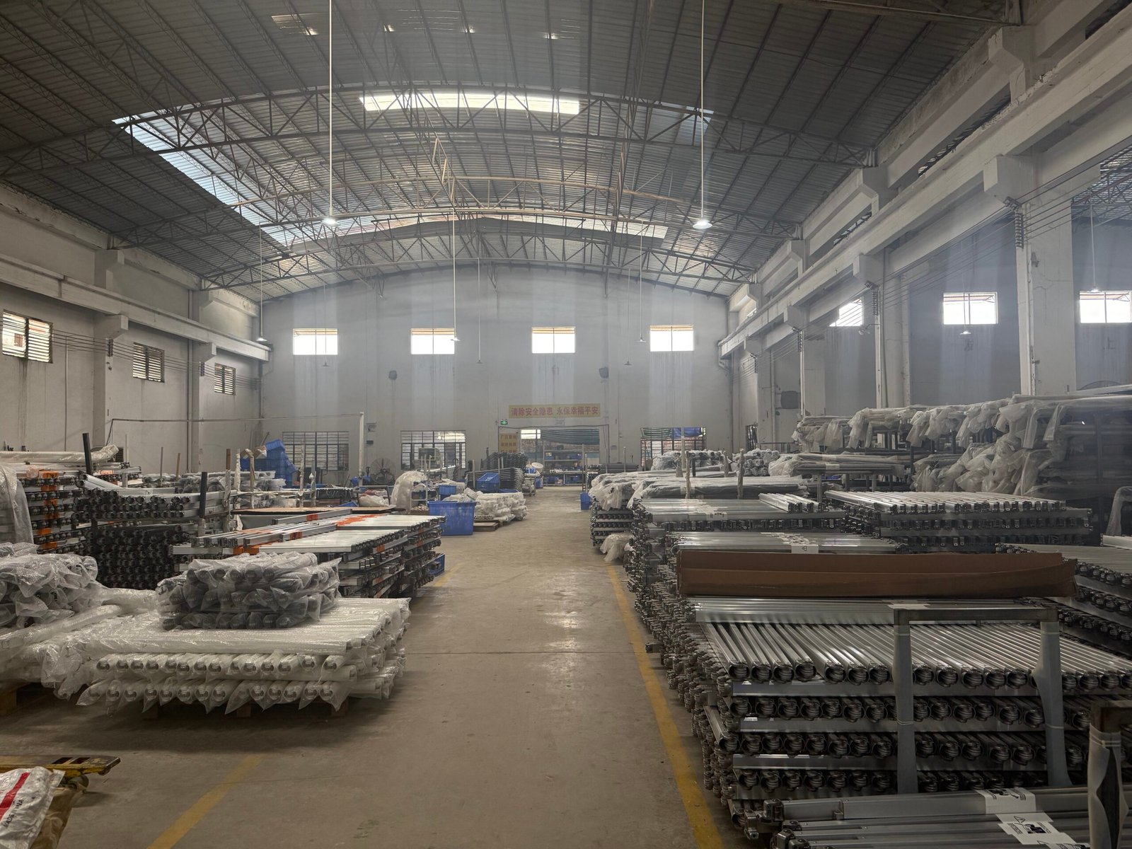 Organized LINGYUE production floor with prepared aluminum components