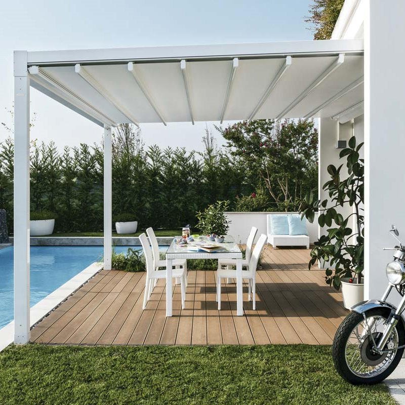 Motorized roof installation and frame detail