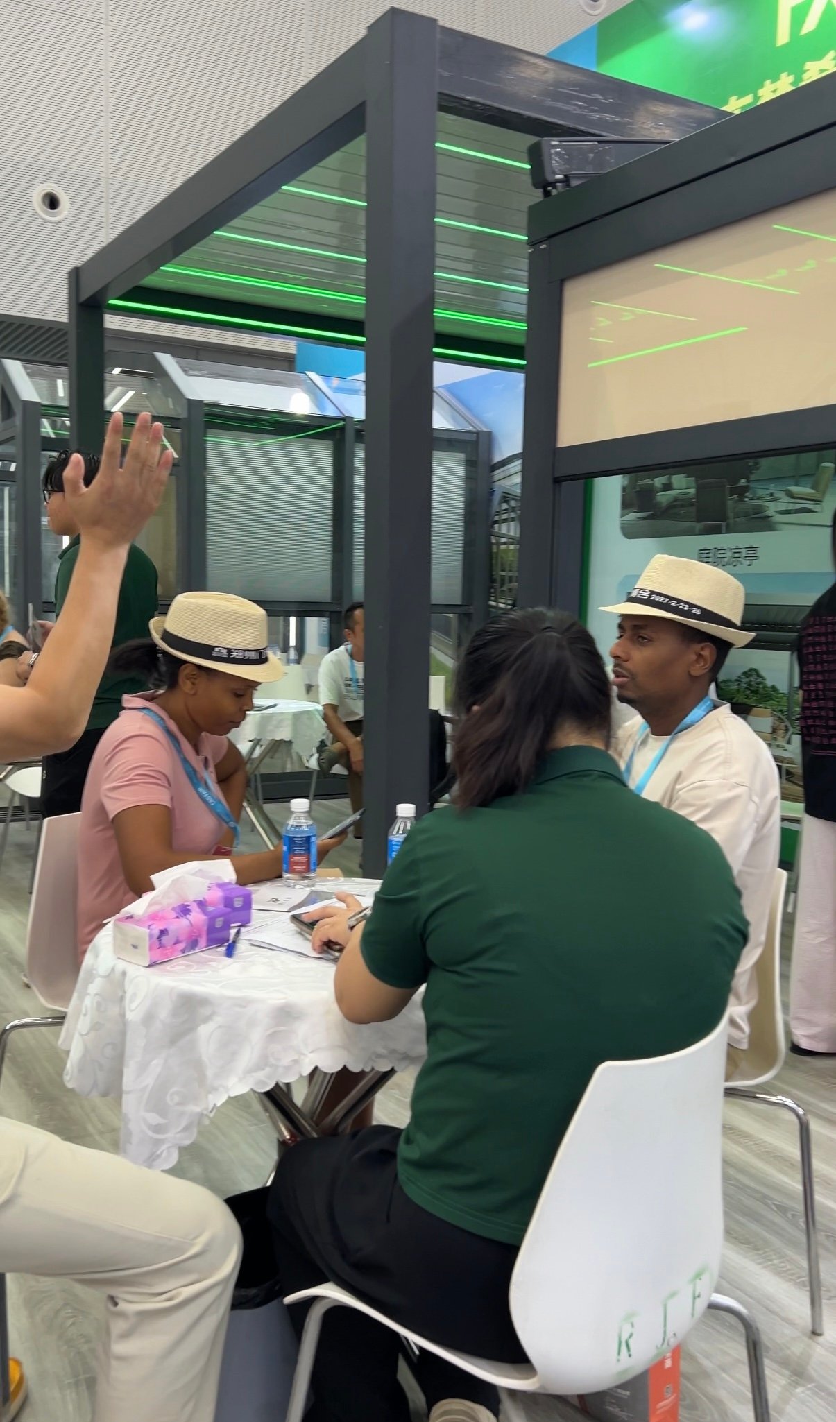 LINGYUE international exhibition and outdoor shading product presentation
